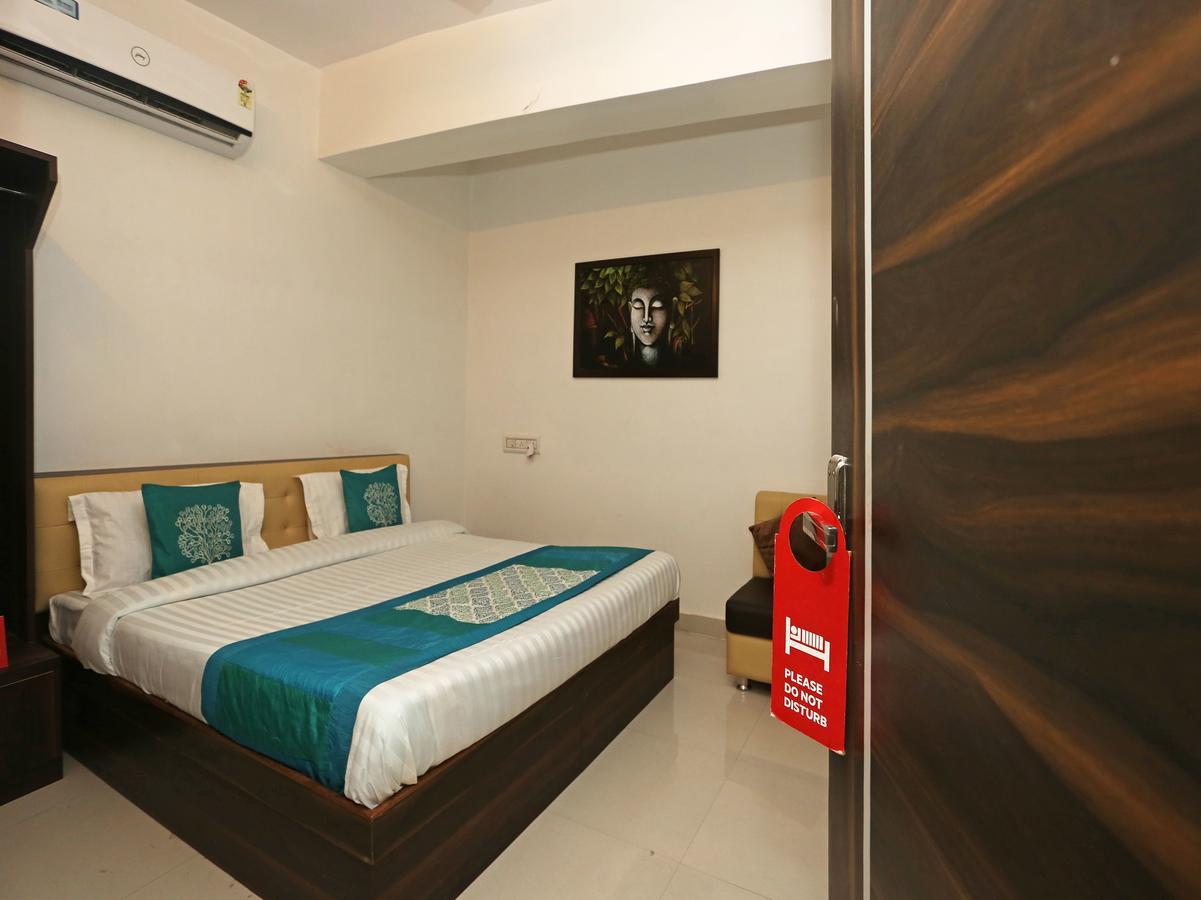 Oyo 9853 Hotel Haveli Inn Джодхпур Экстерьер фото